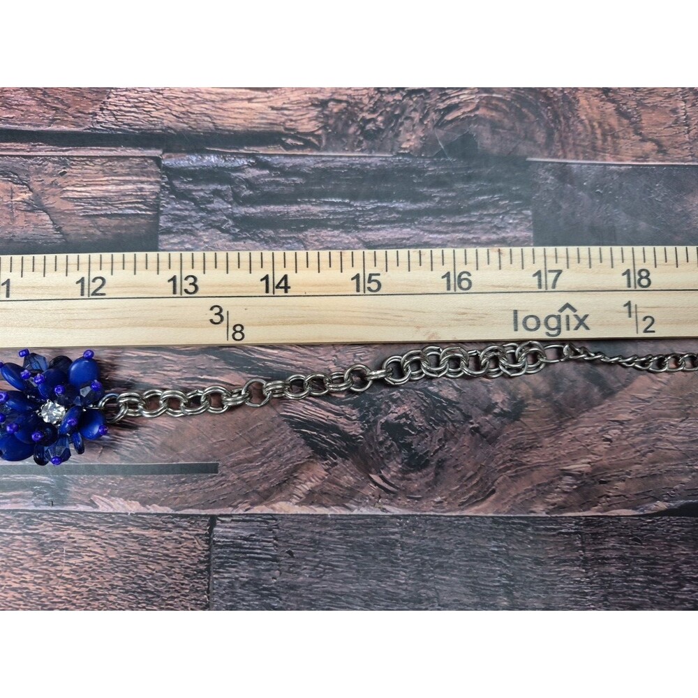 Vtg Lucite Flower Cluster Necklace Blue Crystal‎ Silver Tone 17–19" Cottagecore - Picture 13 of 14